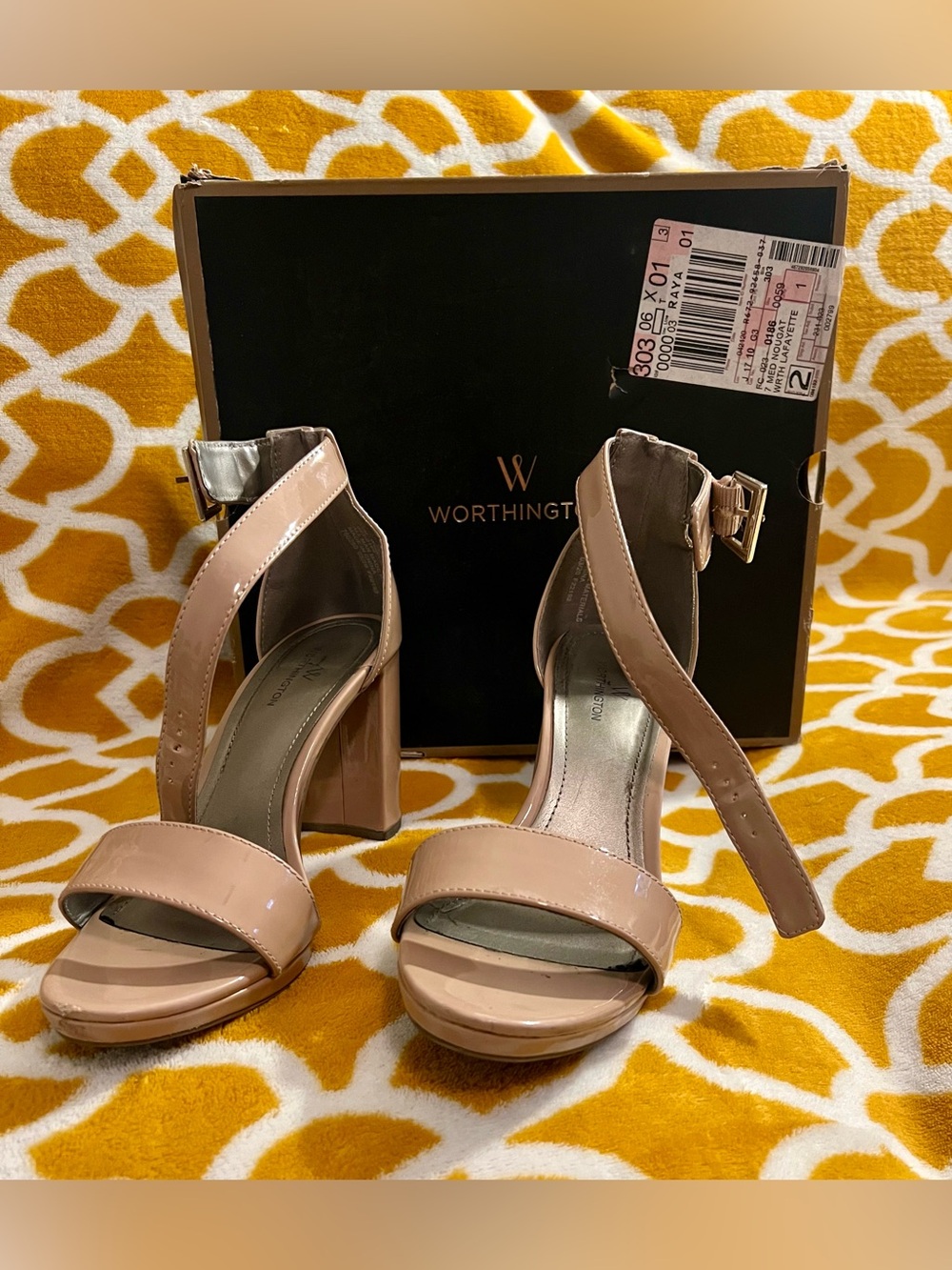Worthington Blush Patent Block Heel Sandals